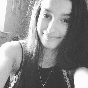 Meet your Posher, Leah